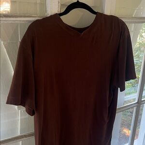 SKIMS Boyfriend T-Shirt – brown